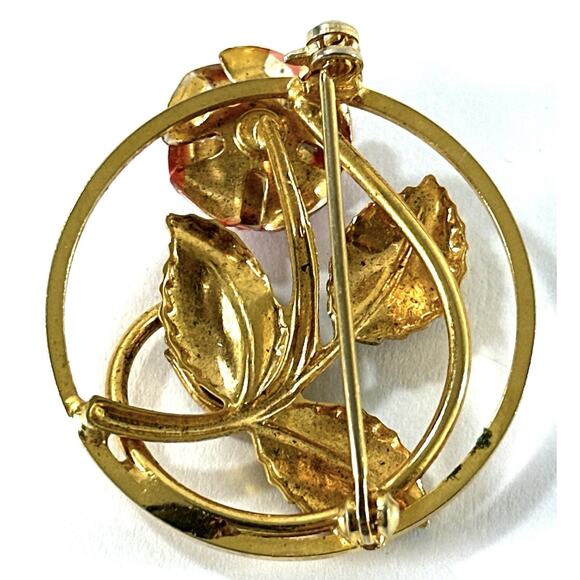 Vintage Enamel Rose Brooch Faux Pearl Center Gold Tone Circle Floral Pin - Picture 3 of 3
